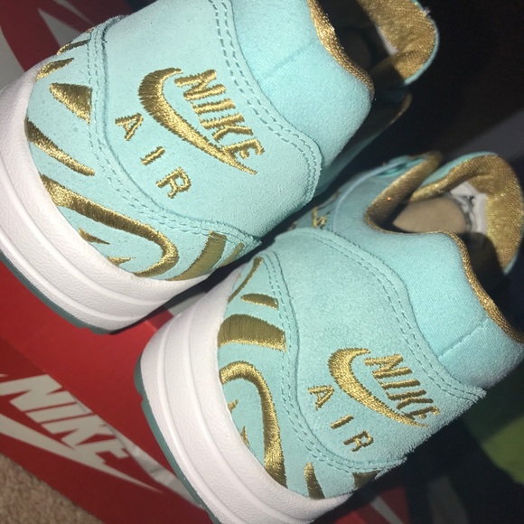 Women’s air max ultra Paris 6.5 - Picture 7 of 8